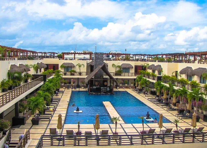Aldea Thai By Blue Oceanfront Apartahotel Playa del Carmen