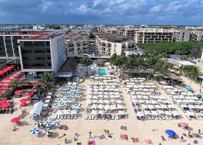 Aldea Thai By Blue Oceanfront 4*