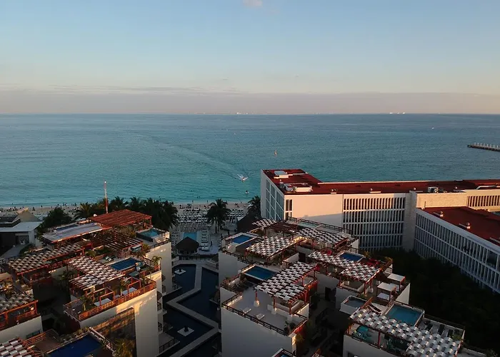 Aldea Thai By Blue Oceanfront