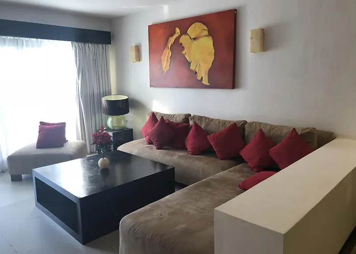 Aldea Thai By Blue Oceanfront Aparthotel