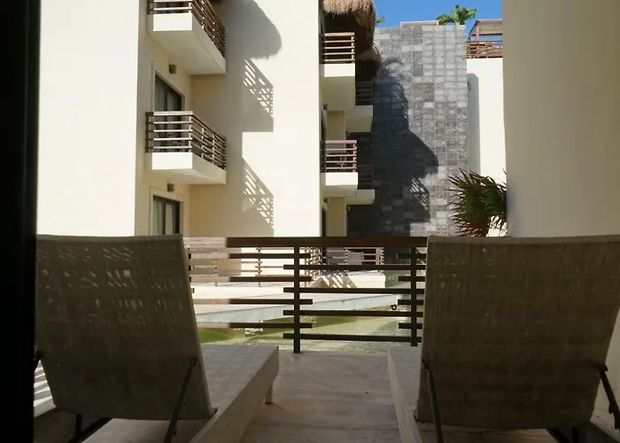 Aldea Thai By Blue Oceanfront Apartahotel