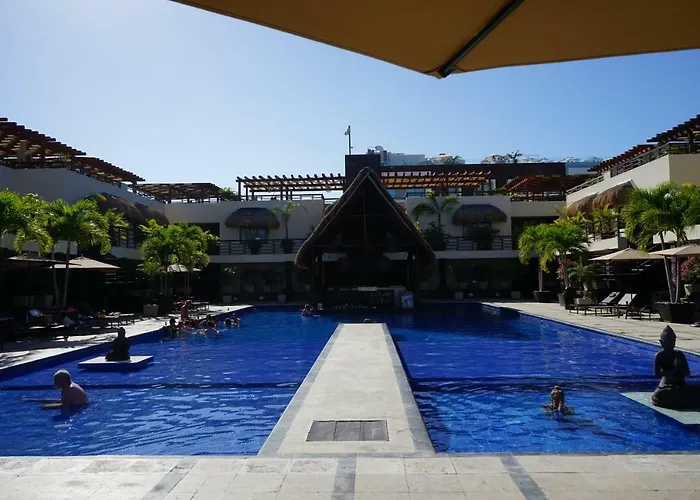 Apartahotel Aldea Thai By Blue Oceanfront 4*