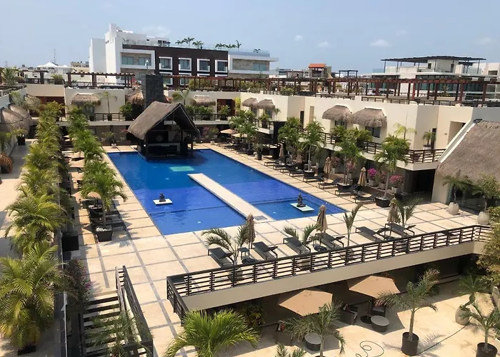 Aldea Thai By Blue Oceanfront Apartahotel 4*