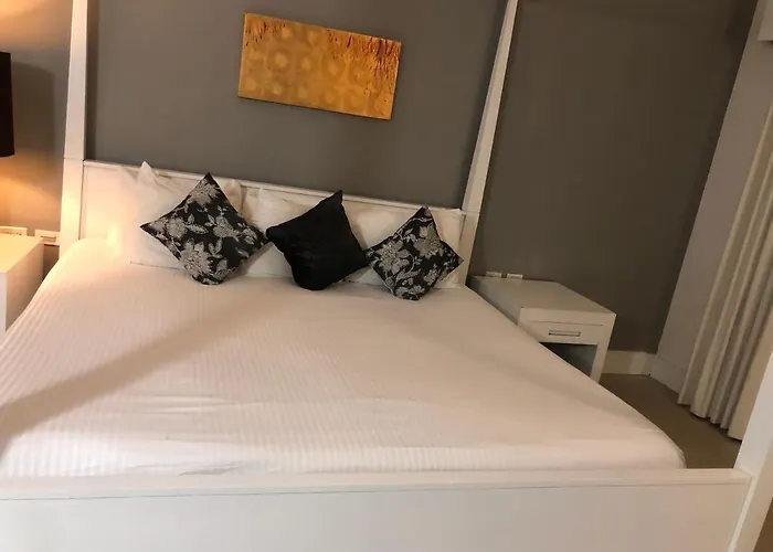 Aldea Thai By Blue Oceanfront Apartahotel 4*